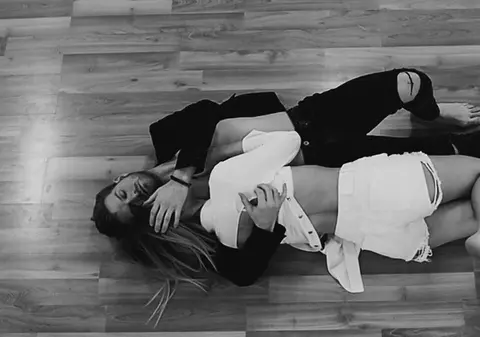 Amme lansează primul single în limbă română, intitulat “Vis străin” (Videoclip)
