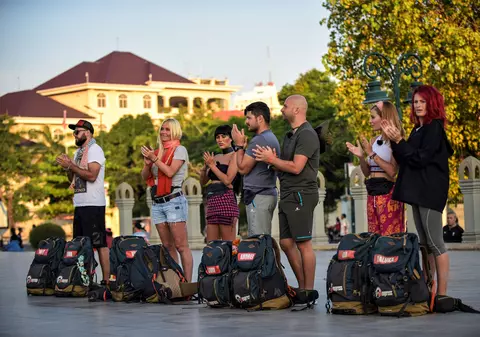 Lora a ajuns pe perfuzii la Asia Express. Clipele dificile prin care a trecut cântăreața