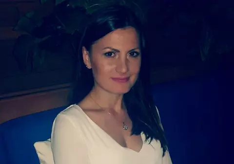 REPORTAJ/Asistenta socială care alină suferințele femeilor bătute și bătrânilor uitați de copii. ”Pot să scriu un roman cu câte povești am văzut”