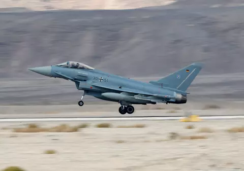 Pilot grec, mort după ce avionul său s-a prăbușit. Se afla într-o misiune de interceptare a aeronavelor de luptă ale Turciei