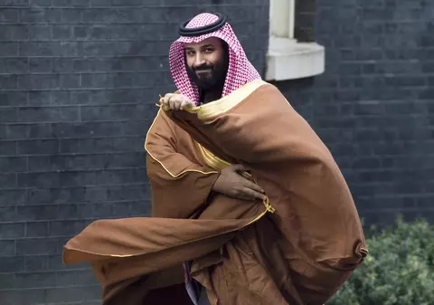 Vizita prințului moștenitor al Arabiei Saudite la Londra. Dejun cu Regina și întâlnire cu Theresa May