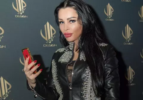 Brigitte Sfăt și Ilie Năstase divorțează, dar tot împreună se distrează. Se înțeleg mai bine ca niciodată