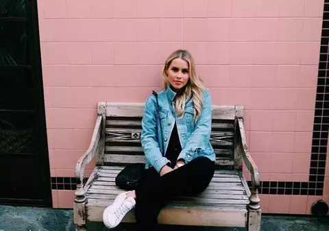 Actrița Clarie Holt a făcut avort