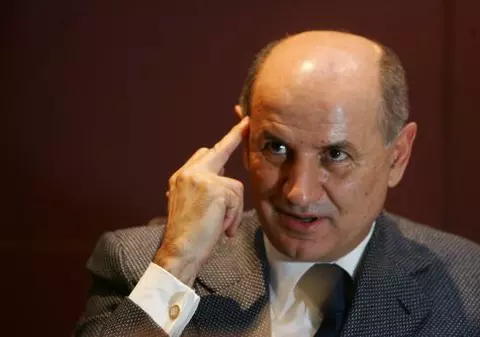 George Copos și-a părăsit soția pentru amanta cu care a făcut un copil