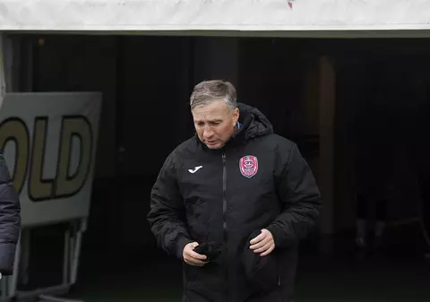 CFR Cluj i-a prelungit contractul lui Dan Petrescu