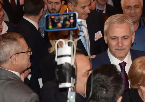 Dragnea, către delegații Congresului PSD: ”Vreţi să mai fiu în continuare preşedintele vostru? Atunci, așa va fi!”