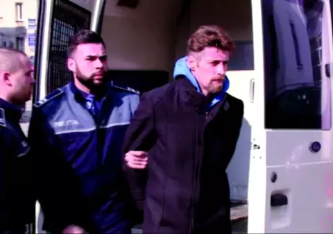 EXCLUSIV/ Florin Buliga, criminalul din Brașov, a cerut meniu vegetarian în pușcărie. Cine sunt singurele persoane care îl vizitează