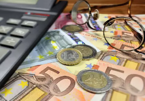 De ce a accesat România doar 10,7% din fondurile UE: ”para-ndărătul” taie interesul românilor pentru bani europeni