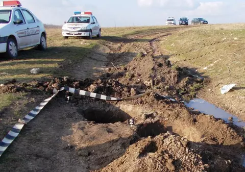 Fosile de mamut descoperite în albia unui pârâu din Botoşani