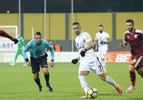 Liga 1 la fotbal, etapa 3, play-out FC Voluntari - Gaz Metan Mediaș 1-2. Ardelenii câștigă în inferioritate numerică