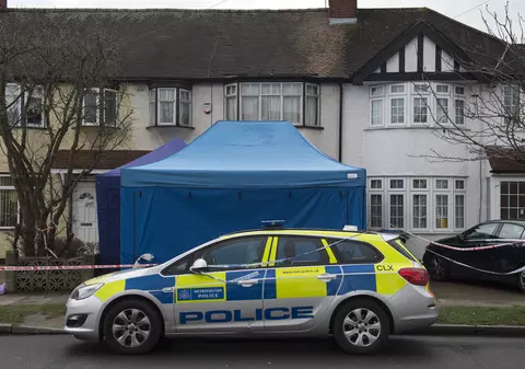 Rușii care au cerut azil în Anglia, contactați de poliția britanică pentru a fi puși în gardă