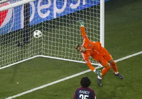 Areola nu vrea să fie ”rezerva” lui Buffon. Și Trapp dorește să plece de la PSG