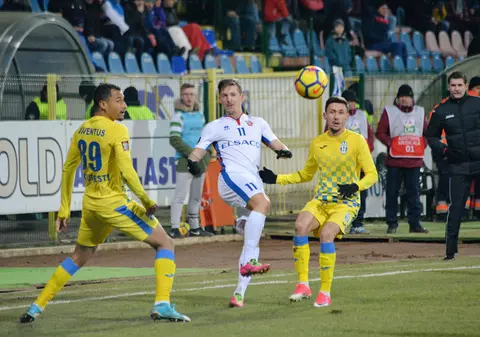 LIVETEXT Liga I, play-out, prima etapă: FC Botoșani - Juventus București 0-0. Golofca a dat-o în bară, Baciu a luat pastile! Reacții / VIDEO