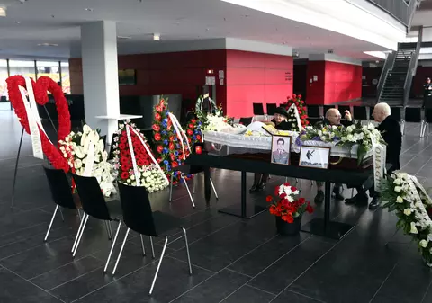 Trupul lui Ion Voinescu a fost depus la Arena Națională / GALERIE FOTO