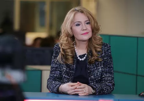 VIDEO/ Stresul examenelor cauzează erupții foarte puternice pe corp. Aproape jumătate dintre bolile pielii sunt agravate de stres