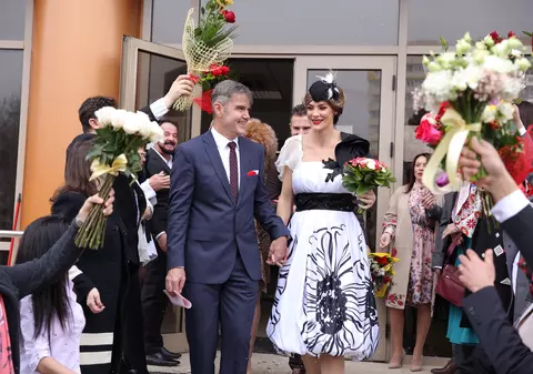 VIDEO / Ce le-a cerut Roxana Ciuhulescu nașilor pentru bebelușul său. Îl vrea în trening la botez!