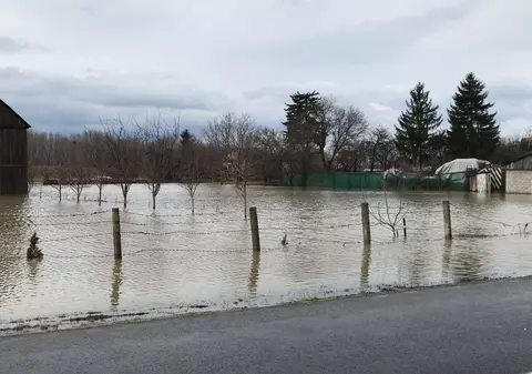 Cod galben de inundaţii în România. Viituri şi depăşiri ale cotelor pe mai multe râuri