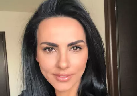Secretul Laviniei Pârva pentru un ten perfect. Care este ingredientul minune pe care îl folosește