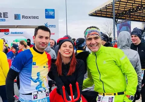 Ionela Muscalu și Igor Timbalari sunt câştigătorii Maratonului Nisipului. Staţiunea Mamaia, din nou pe harta mondială a maratoanelor / GALERIE FOTO