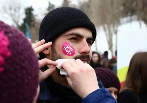 FOTO/ Marşul pentru viaţă 2018 a avut loc în Bucureşti. Mii de oameni au ieșit participat la marș și în alte orașe din țarp