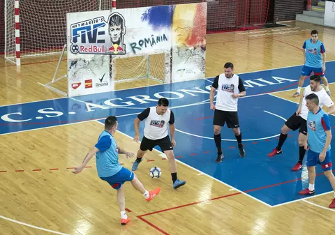 TAO United și legendele fotbalului românesc, meci spectaculos. Contra, Marica, Zicu și Răducioiu au împrăștiat magie în Agronomie / GALERIE FOTO