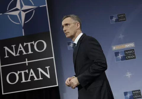 NATO a decis să expulzeze 7 diplomați ruși