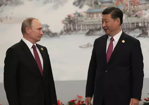 Xi Jinping l-a felicitat pe Vladimir Putin pentru realegerea în funcția de președinte al Rusiei