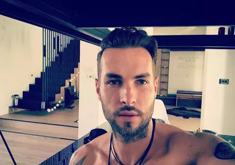 EXCLUSIV/ Randi recunoaște că a avut o aventură cu o escortă de lux! ”Nu am știut…”