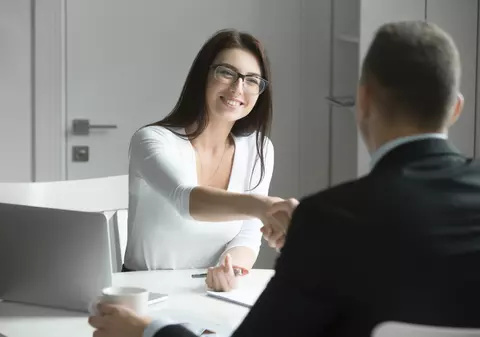 Cum să obții jobul la care visezi. 5 trucuri simple pentru candidați