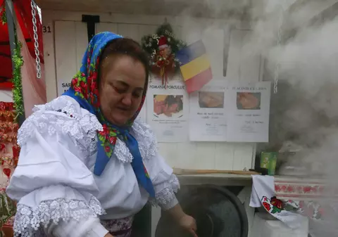 Ciudățeniile Bucureștiului turistic: doar 6% dintre restaurante au specific românesc