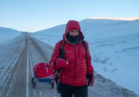 Tibi Uşeriu conduce detașat cursa 6633 Artic Ultra VIDEO