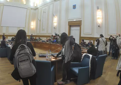 Jurnaliștii din Timișoara, în conflictul fără precedent cu Robu: Repetăm până se înțelege, de jurnaliști nu-ți bați joc!/FOTO