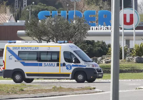 Cine este Redouane Lakdim, teroristul care a comis atacul din Trebes. Și-a dus sora la școală și apoi a început să omoare oameni