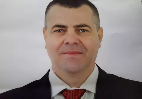 Viorel Matiș, primarul din Beliș, a fost prins în flagrant în timp ce dădea mită unui jurnalist