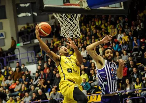 S-a decis play-off-ul Ligii Naționale de baschet masculin 2018. Campioana U-BT Cluj a învins la Sibiu și a câștigat sezonul regular