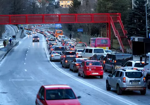 În august încep procedurile de atribuire pentru autostrada București-Comarnic-Brașov; Anunțul, făcut de Guvern