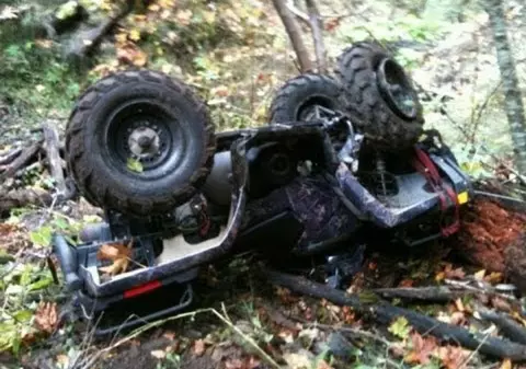 Bărbat rănit grav după ce s-a răsturnat cu ATV-ul în Parâng. A fost solicitat elicopterul SMURD