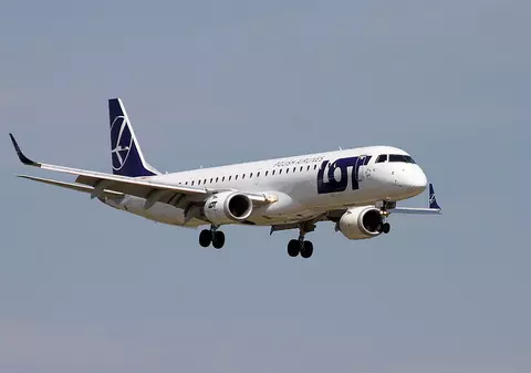 Compania aeriană poloneză LOT suspendă greva din 1 mai, după ce a fost declarată ilegală