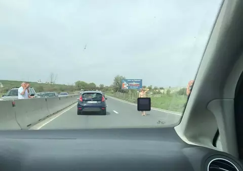 Bărbat gol-pușcă pe DN1, la Veștem! Omul nu știa unde este și îl invoca pe Iisus