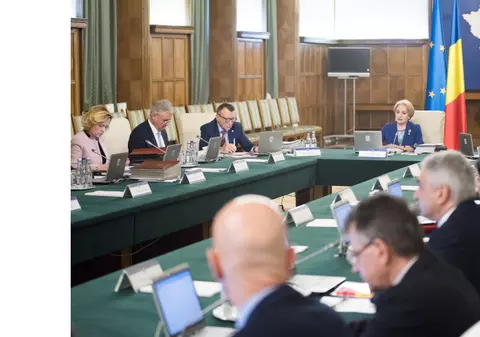 Viorica Dăncilă le cere miniștrilor să pregătească vacanța de 1 mai a românilor; MAI a făcut un plan de măsuri privind ordinea publică