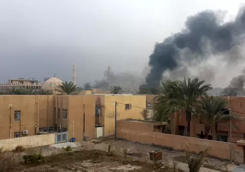 Irakul a lansat bombardamente asupra unor poziții ISIS din Siria