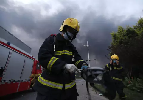 Incendiu într-un club din China. 18 oameni au murit, 5 au fost răniți