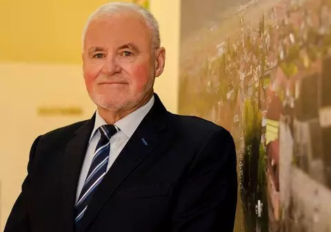 Primarul din Ghimbav, arestat preventiv în dosarul privind afaceri ilegale cu mobilier stradal