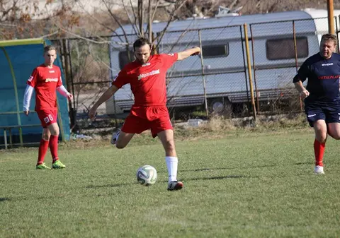 Cine este Ilie Drăgan, profesorul de sport care candidează la funcția de președinte al FRF. ”Scopul nu e să câștig”! INTERVIU