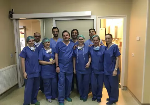 Bărbatul supus unui transplant pulmonar, primul din România, se simte bine. Nu au fost complicații