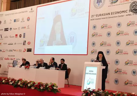 Patriarhul Ecumenic oferă soluții „Dilemei secolului: Tehnologie vs. Politică”