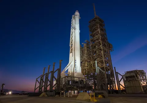 SpaceX a amânat cu 48 de ore lansarea rachetei Falcon 9