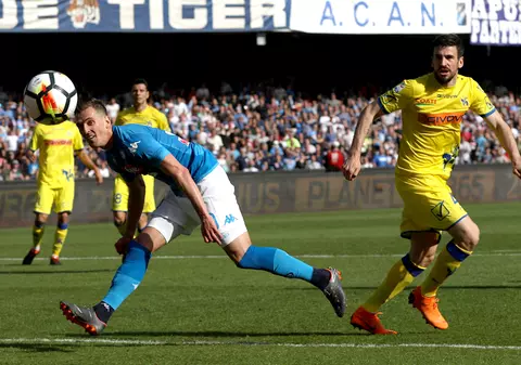 Serie A Italia, etapa a 31-a. Napoli, salvată în prelungiri. Milan s-a împiedicat de Sassuolo / VIDEO