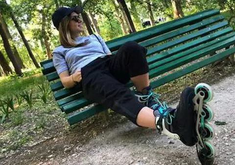 Simona Halep s-a dat cu rolele în Herăstrău. Cum rămâne cu riscul unei accidentări? | FOTO&VIDEO