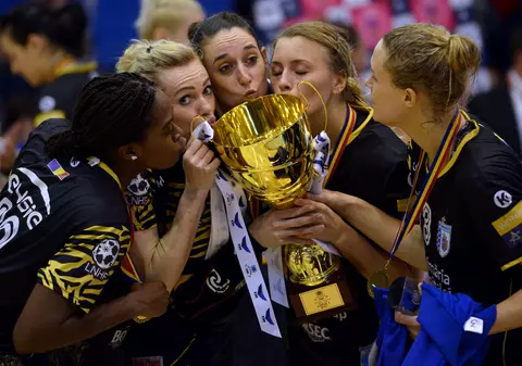 Echipa feminină de handbal CSM București și-a adjudecat Cupa României